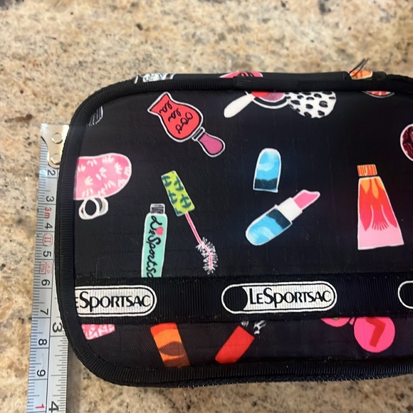 LeSportsac Cosmetic Pouch w/ Large Mirror 💋 - Picture 4 of 7